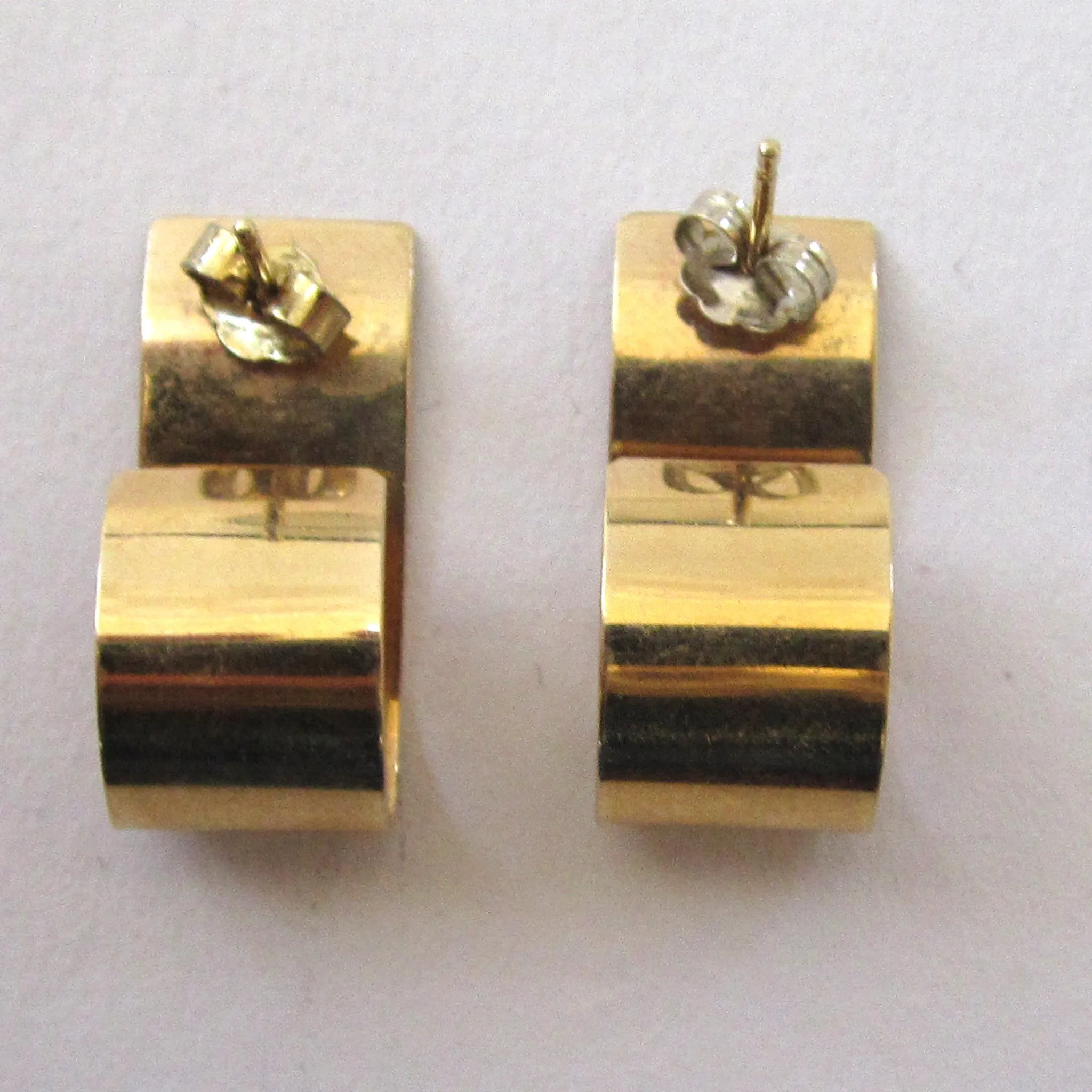 14K Gold Scrolled Pierced Earrings