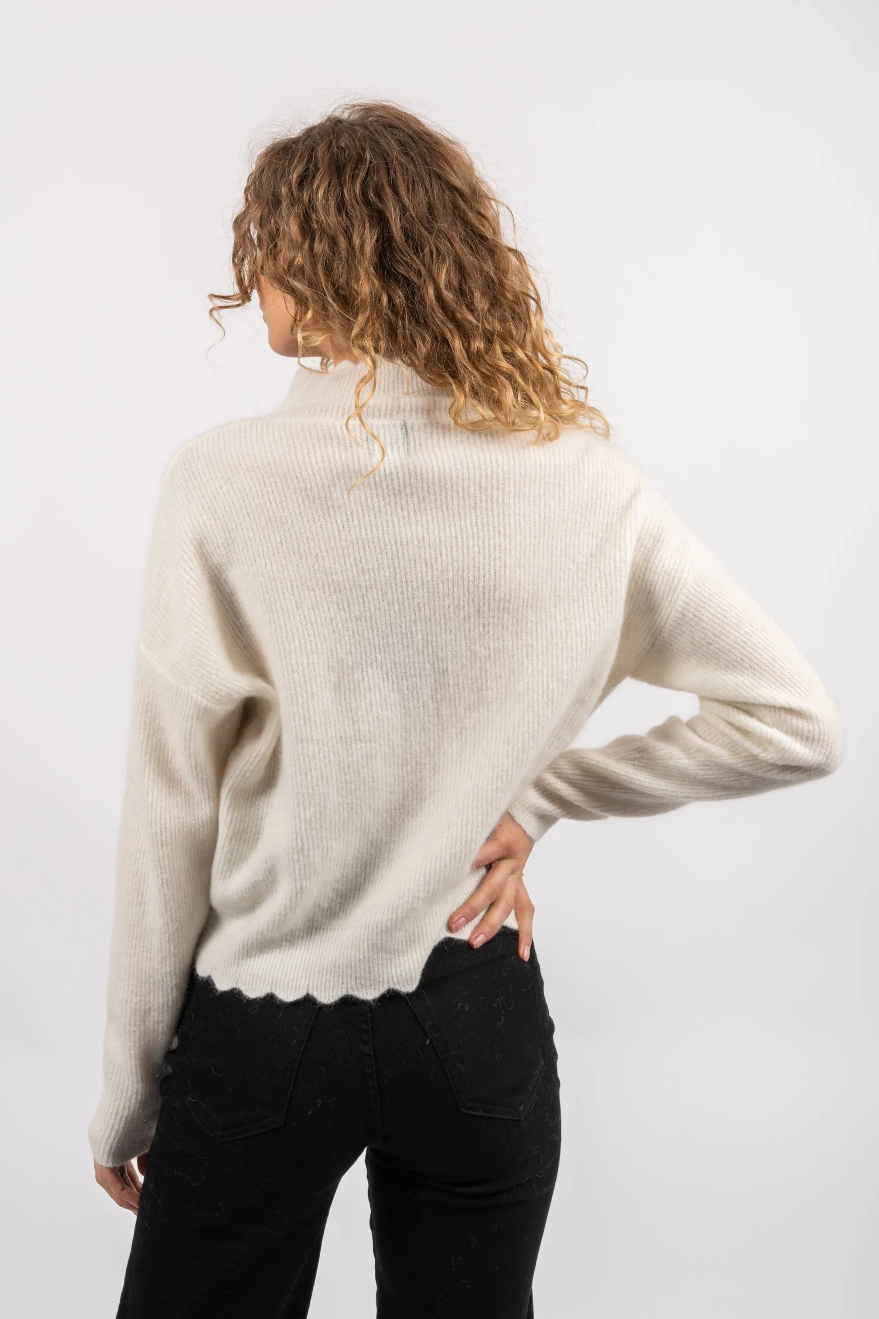 Ada Pullover- Offwhite