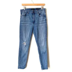 Banana Republic Distressed Skinny Jeans- Size 31 (Inseam 27”)