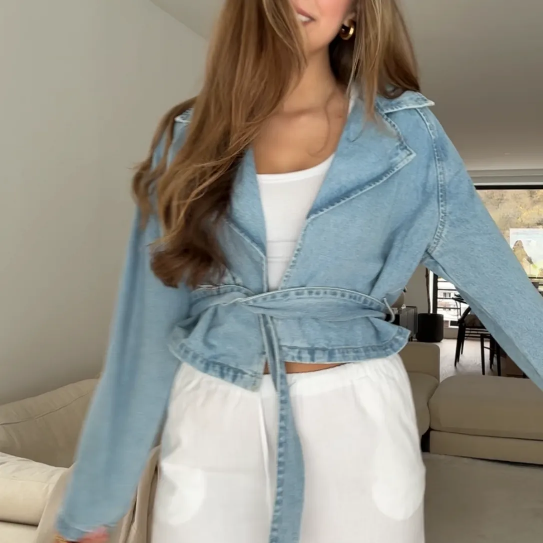 CROPPED DENIM TRENCH
