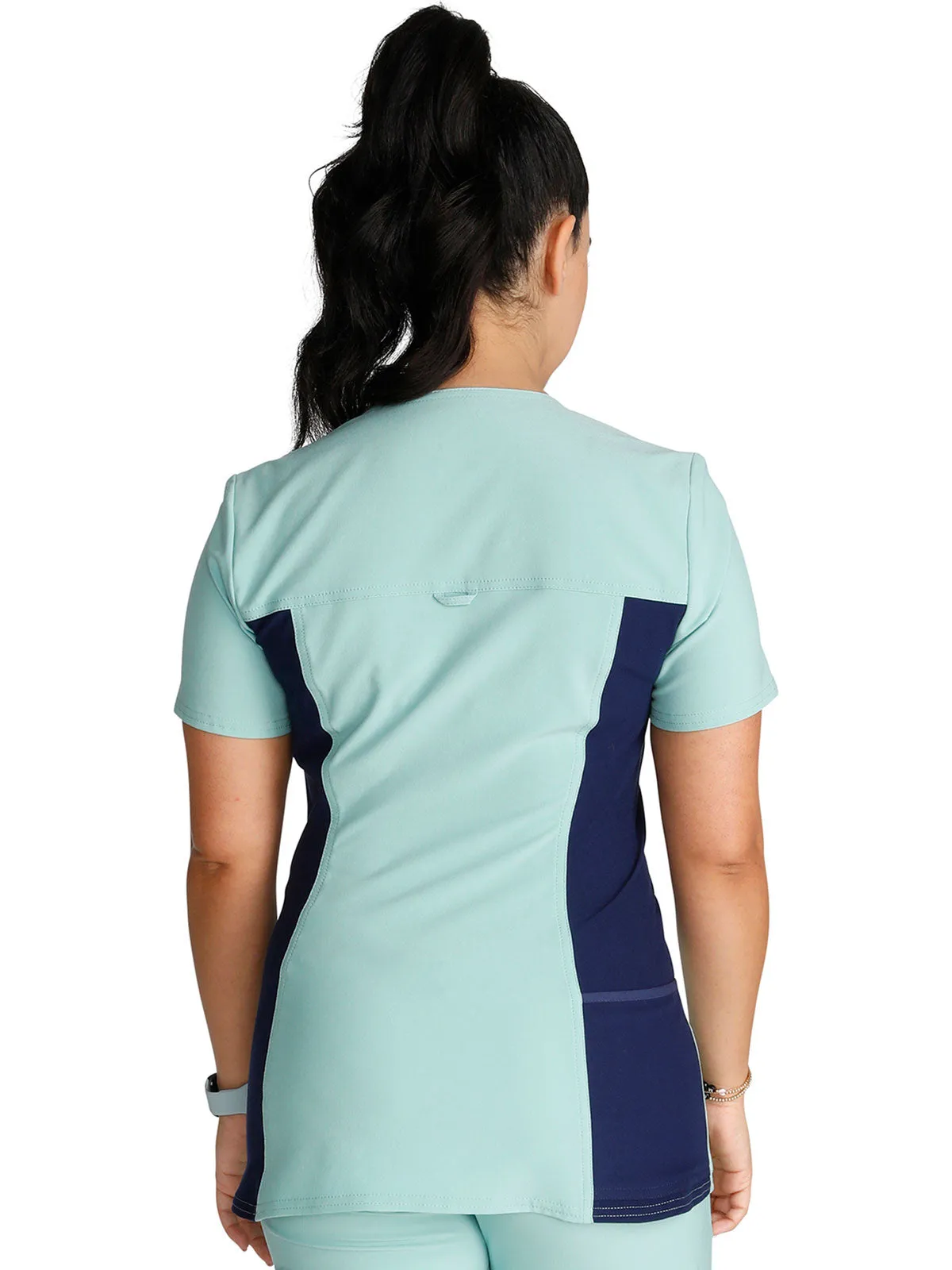 Iflex - Women's V-Neck Knit Panel Solid Top