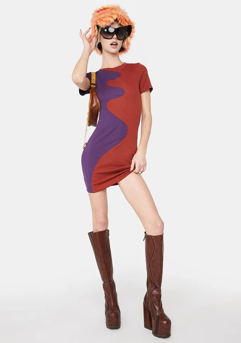 Impulsive Trip Wavy Print Mini Dress