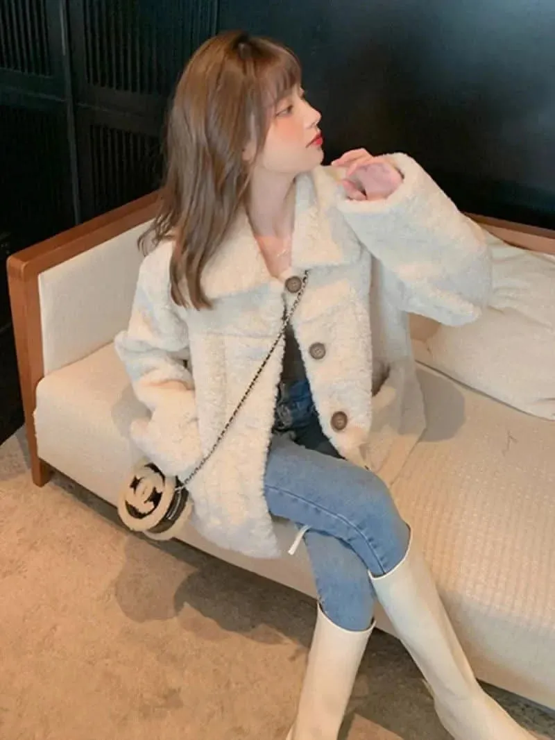 Korean Style Women’s Cropped Lamb Wool Jacket – Thickened Loose-Fit Fleece Outerwear
