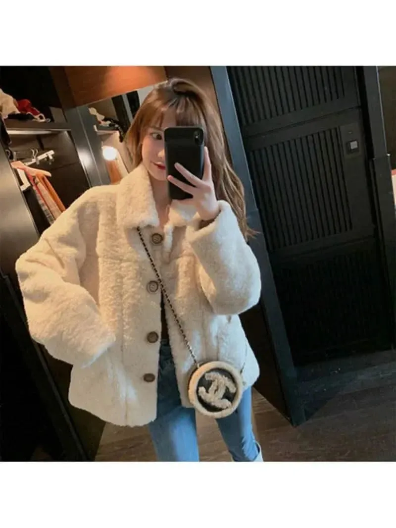 Korean Style Women’s Cropped Lamb Wool Jacket – Thickened Loose-Fit Fleece Outerwear