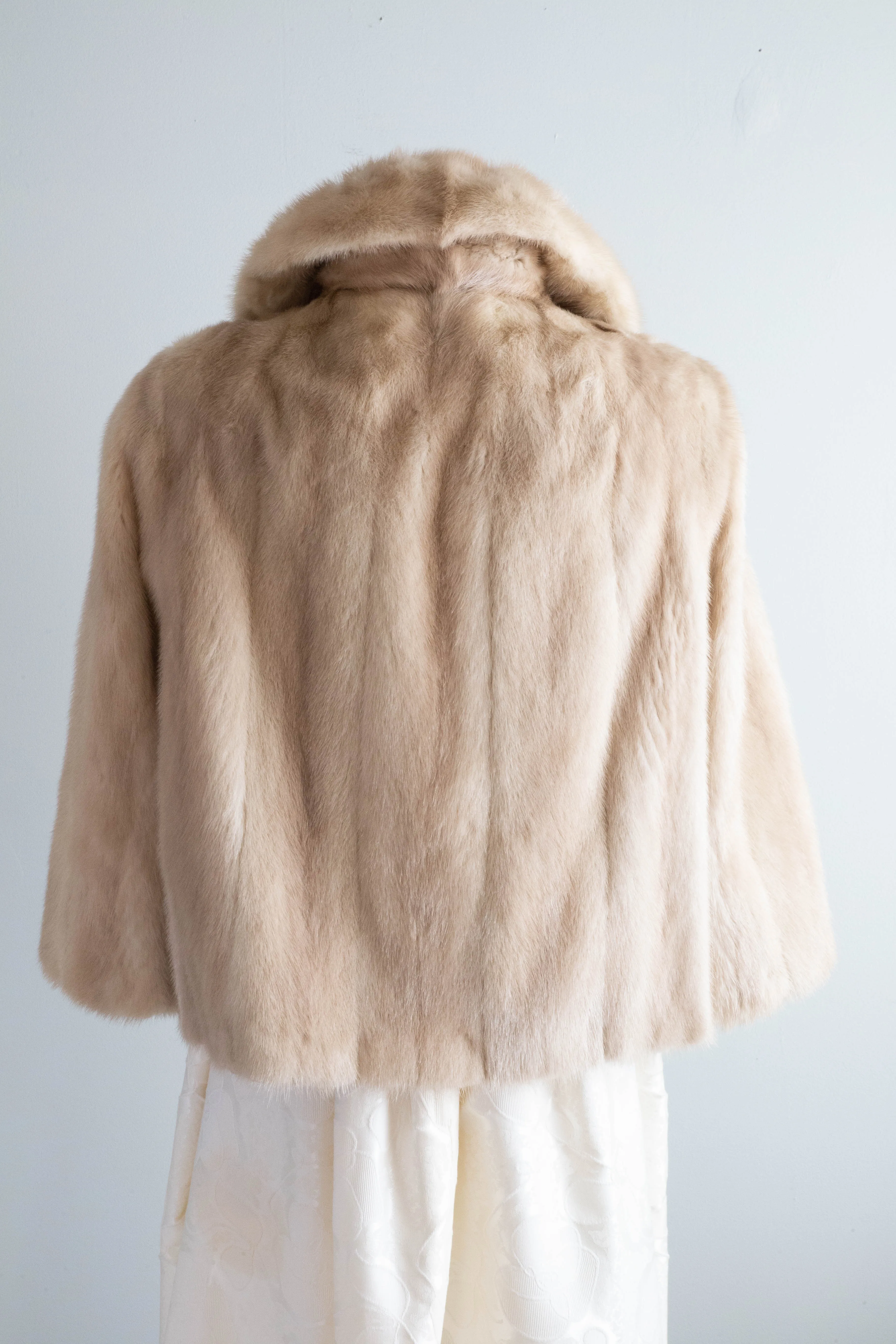 Luxurious 1960's Vintage Champagne Mink Jacket / Medium