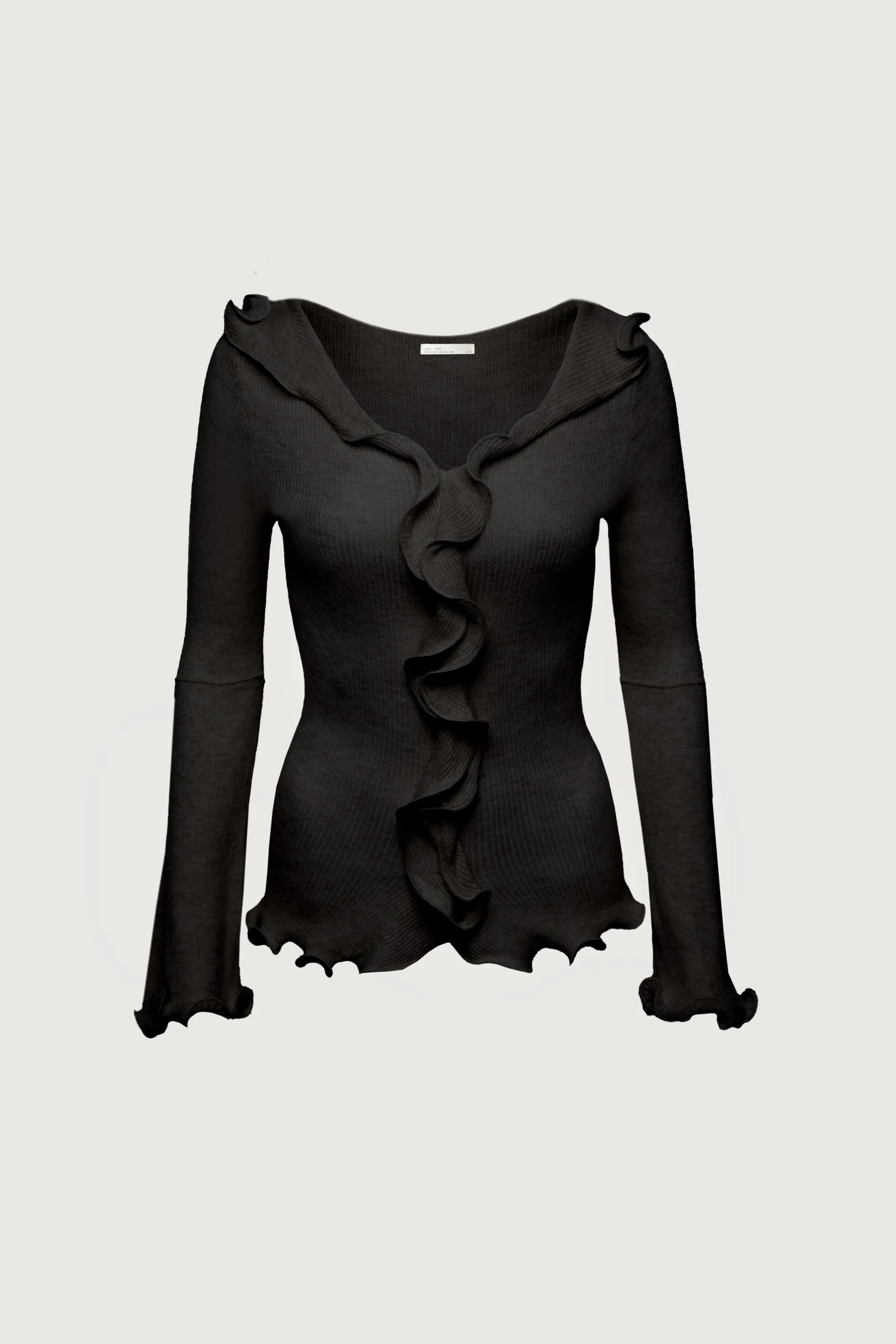TOP WITH RUFFLE DETAIL